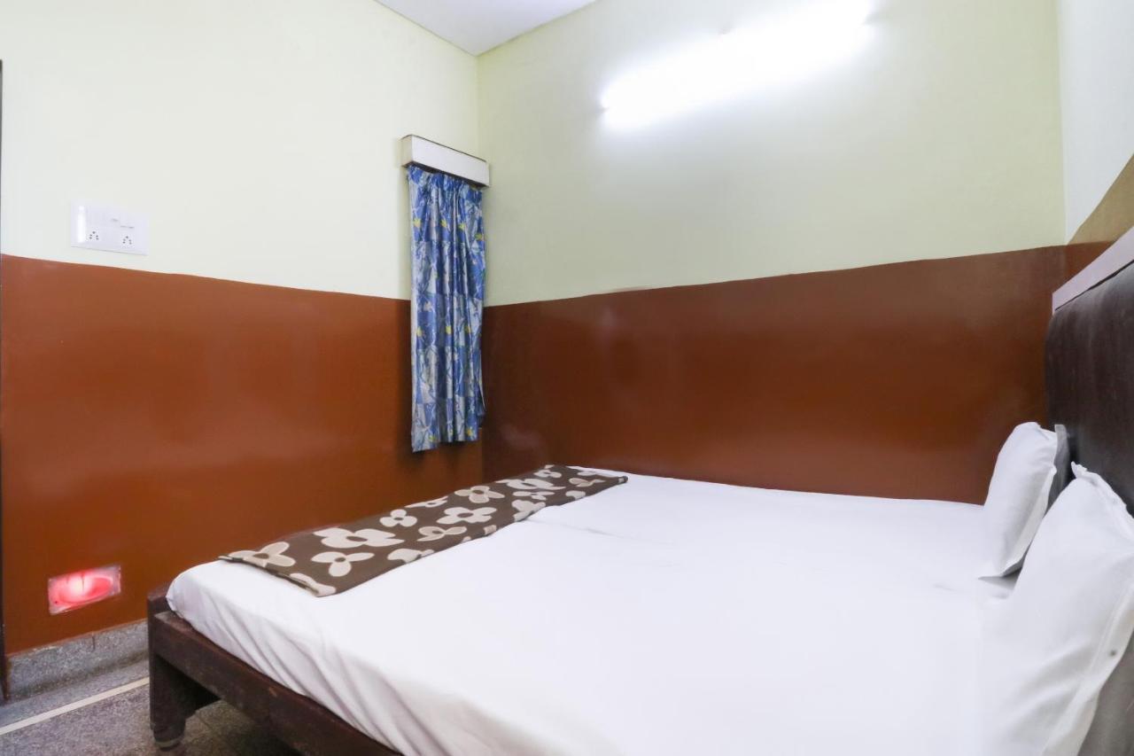 SPOT ON 48499 Hotel Monu Rāipur Exterior foto