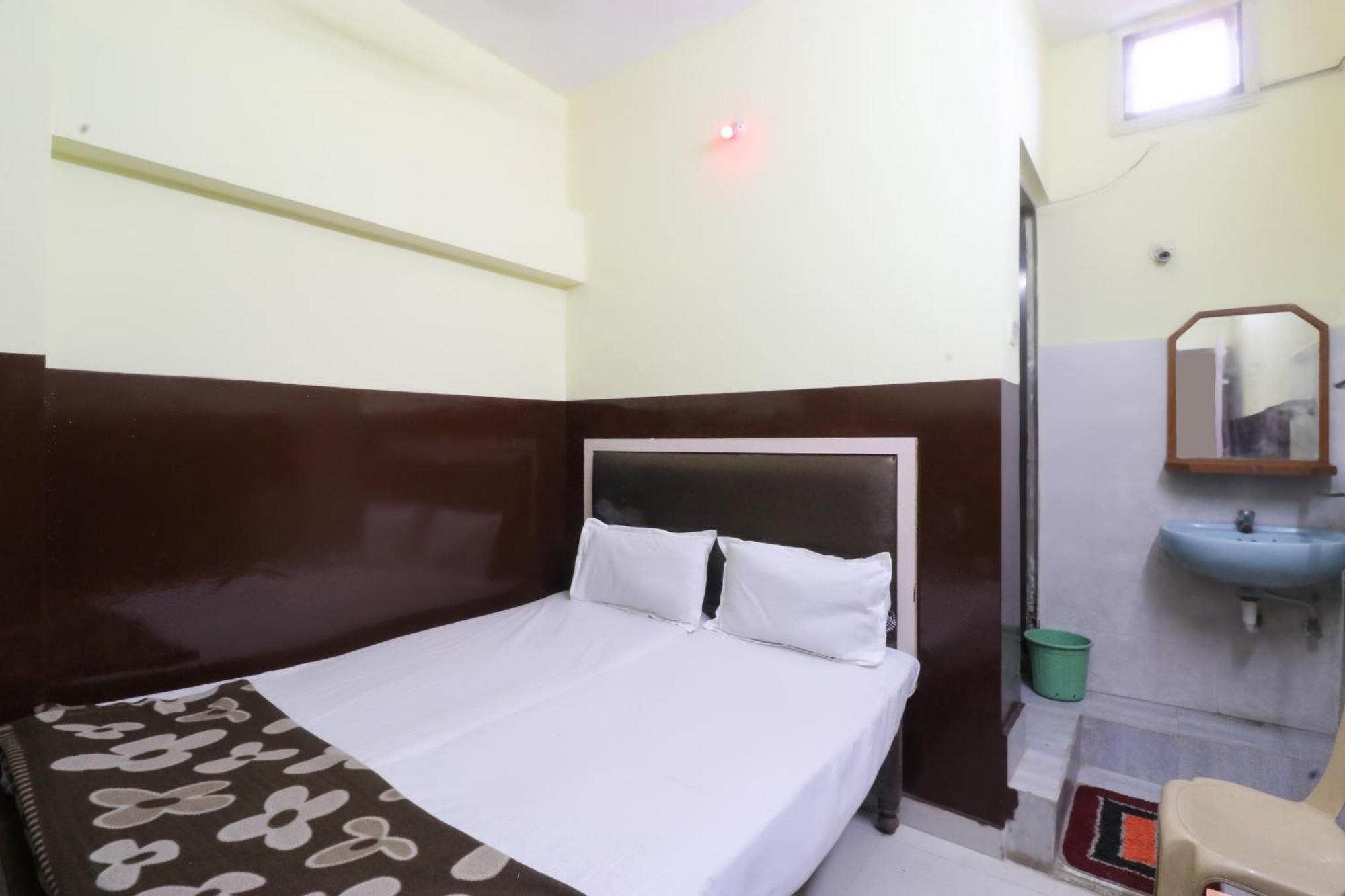 SPOT ON 48499 Hotel Monu Rāipur Exterior foto