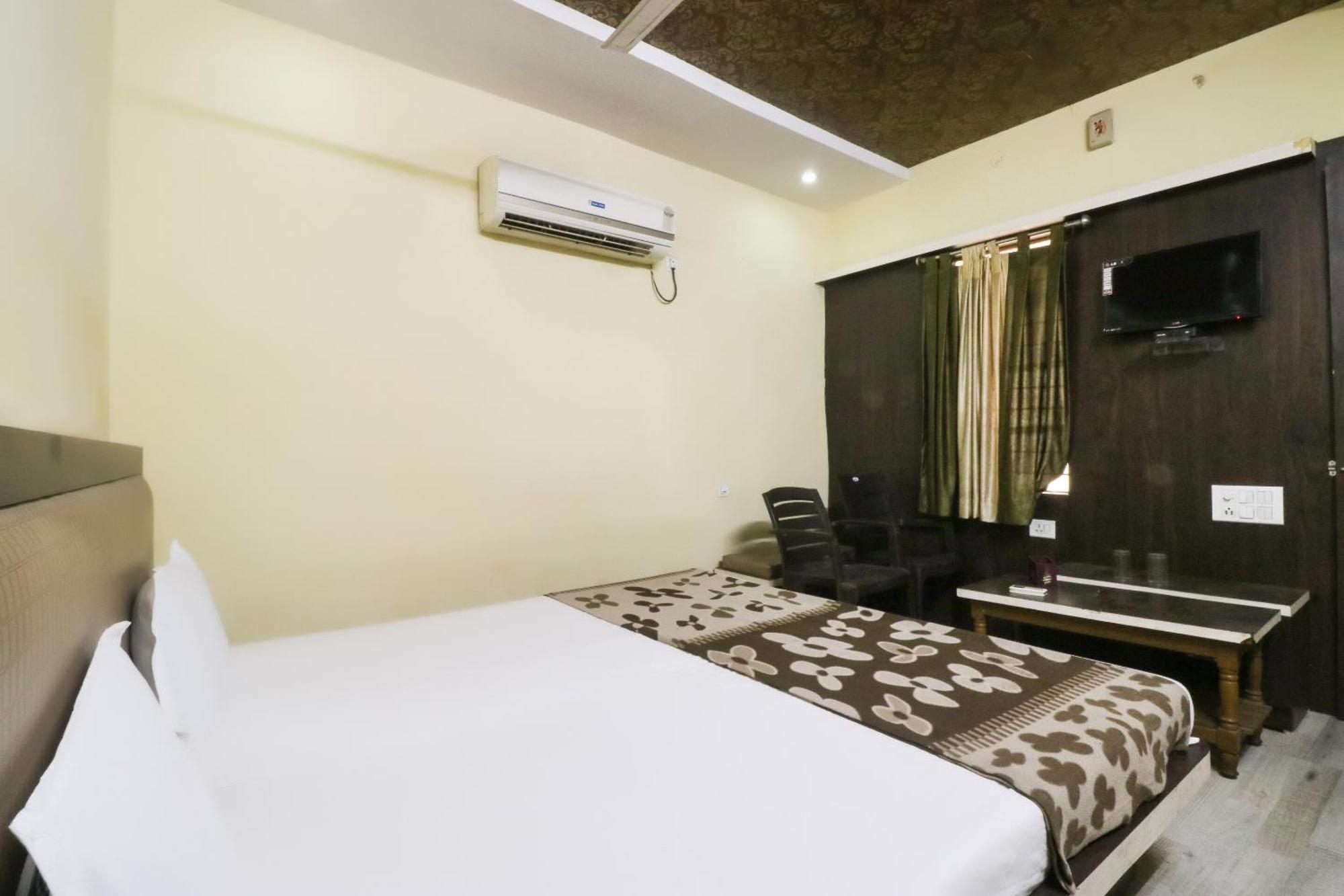 SPOT ON 48499 Hotel Monu Rāipur Exterior foto