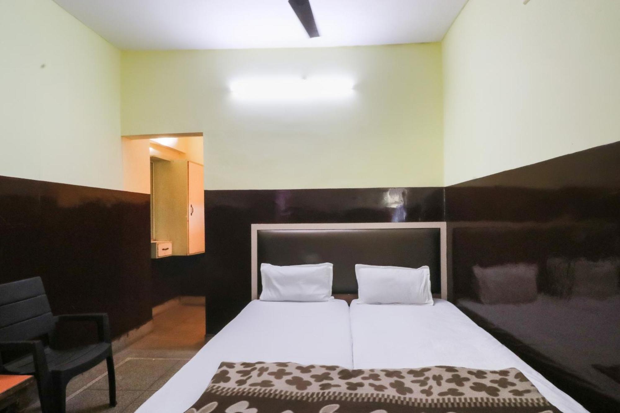 SPOT ON 48499 Hotel Monu Rāipur Exterior foto
